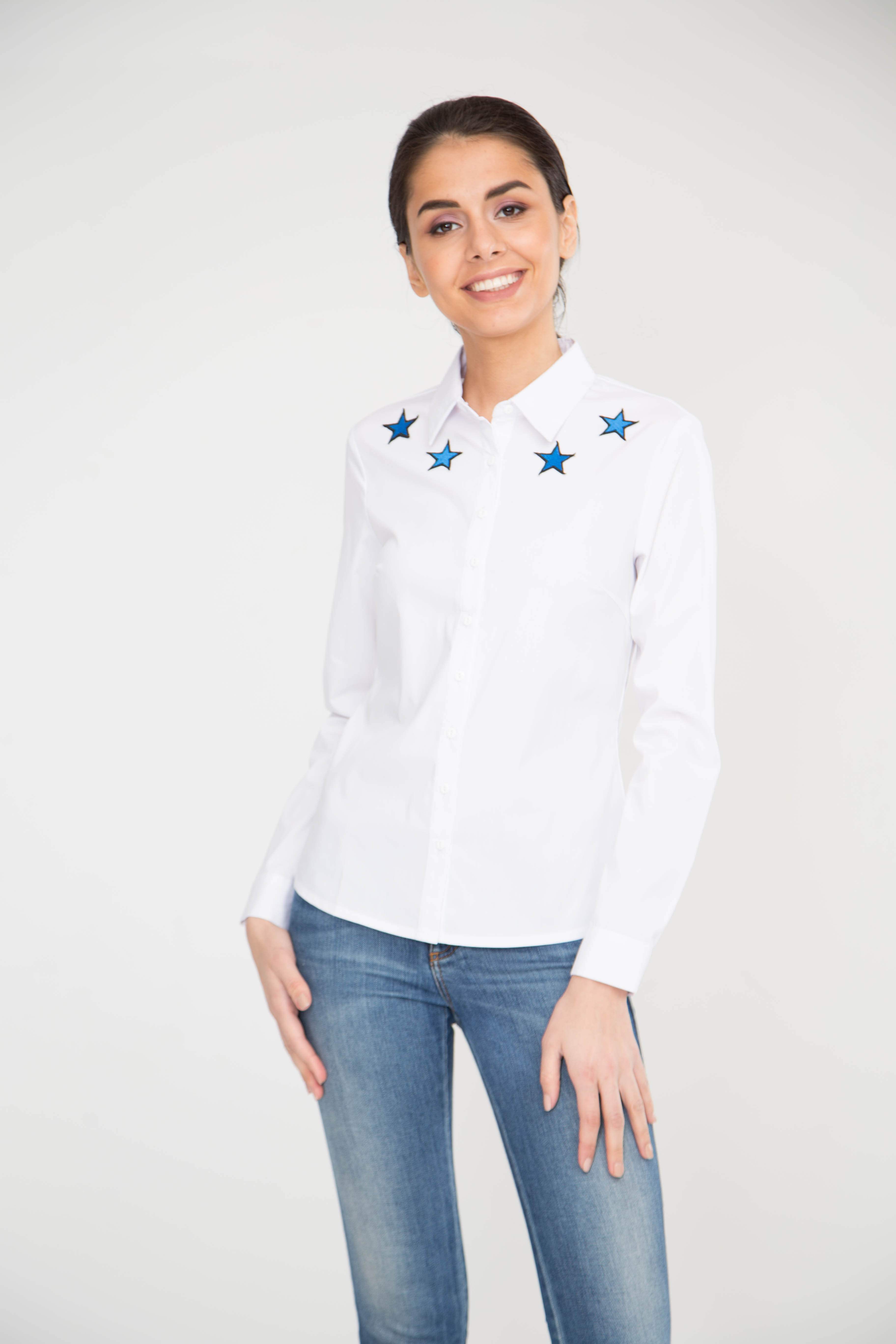 Фото товара 9478, блузка с вышивкой звезды